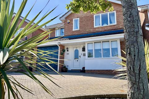 4 bedroom detached house for sale, Ambleside Avenue, Telscombe Cliffs