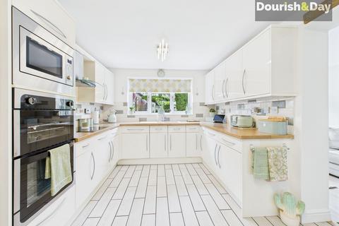 5 bedroom detached house for sale, St. Thomas Drive, Cannock WS12
