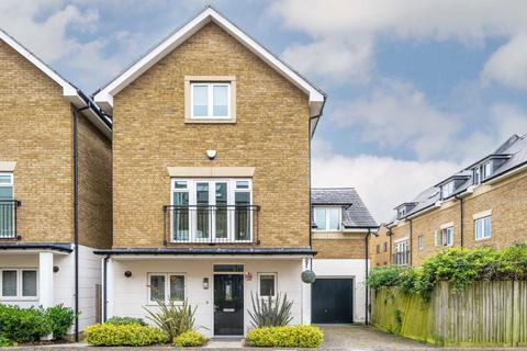 undefined, Marbaix Gardens, Isleworth TW7