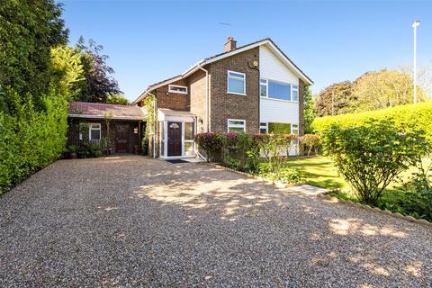 4 bedroom detached house for sale, School Close, High Wycombe, Buckinghamshire, HP11