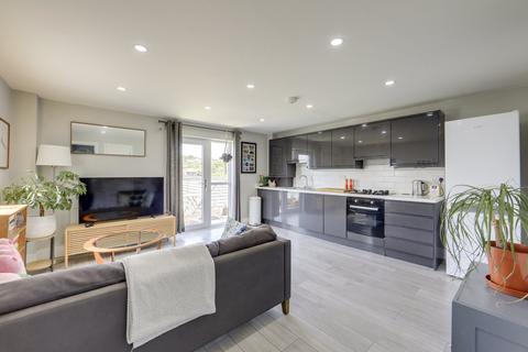 1 bedroom flat for sale, 19-21 Brockley Rise, Forest Hill, London, SE23