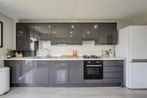 1 bedroom flat for sale, 19-21 Brockley Rise, Forest Hill, London, SE23