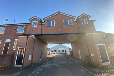 undefined, Forest Close, Dukinfield SK16