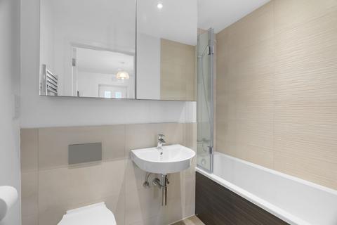 16 Webb Close, Hardwick, Cambridge, CB23 7EW