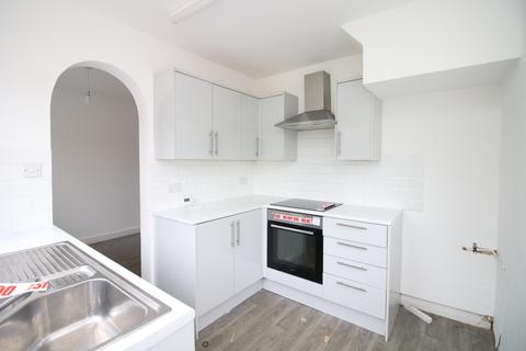 3 bedroom semi-detached house for sale, Hastings Avenue, Bispham, Blackpool, FY2