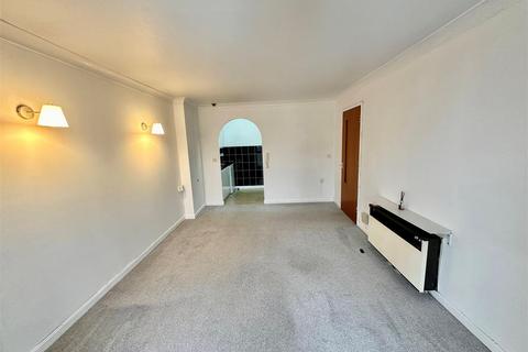 undefined, South Street, Farnham