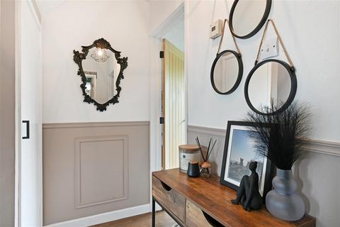4 bedroom detached house for sale, South Road, Horndean