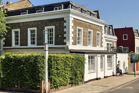 2 bedroom flat for sale, Lyndhurst Way, Peckham, London, SE15