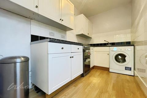 1 bedroom maisonette to rent, Hectorage Road Tonbridge TN9