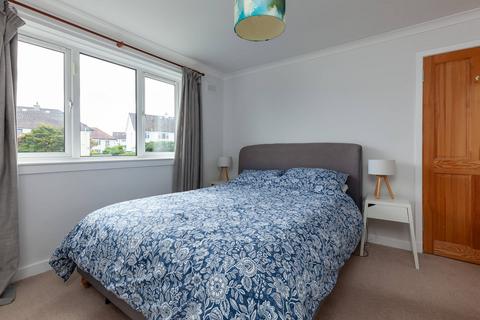 109 Silverknowes Gardens, Edinburgh, EH4 5NG