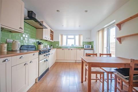 undefined, HOUSE with ADJOINING ANNEX in Duffries Close, Great Waltham, Chelmsford