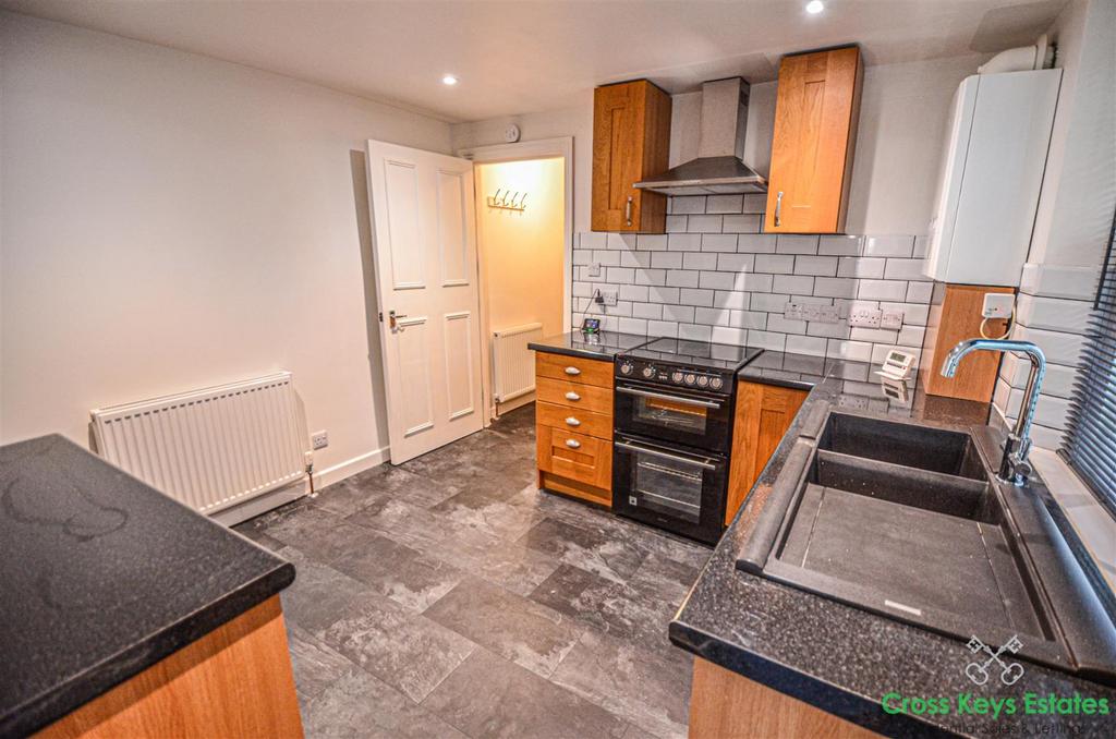 Fitted Kitchen