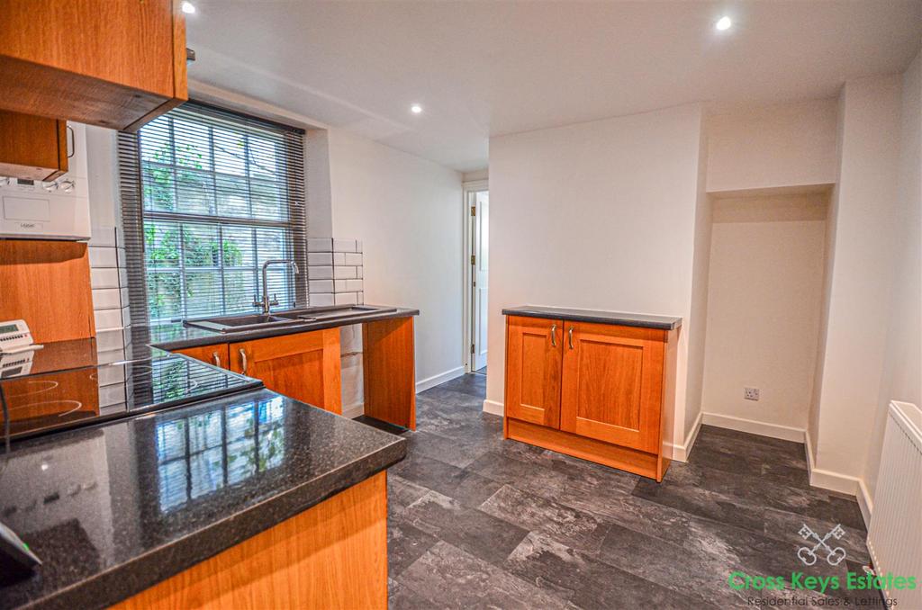Fitted Kitchen