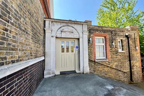 2 bedroom apartment for sale, Schoolhouse Yard, Bloomfield Road, Woolwich, London, SE18 7JD