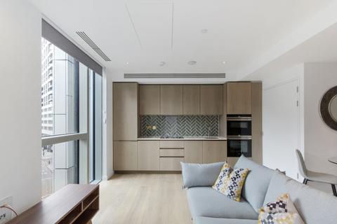 Studio to rent, City Road, Hoxton, London, EC1V