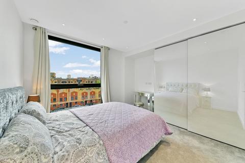 undefined, Kingwood House, 1 Chaucer Gardens, Goodman's Fields, Aldgate, E1