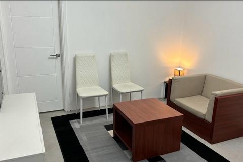 1 bedroom flat to rent, Woodford Avenue, Ilford, Essex, IG2