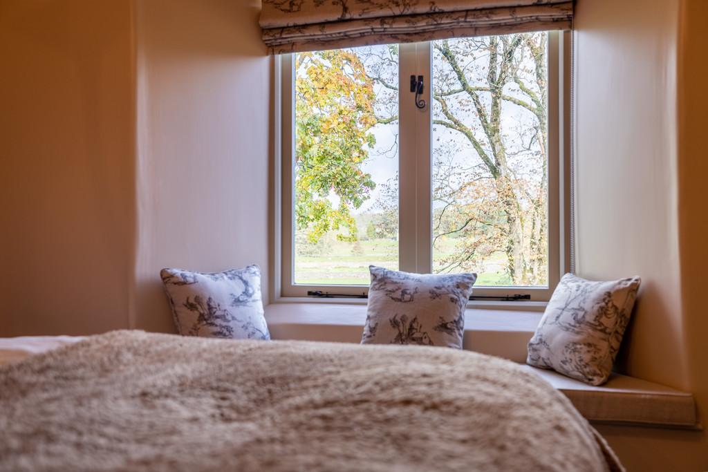 Window seat