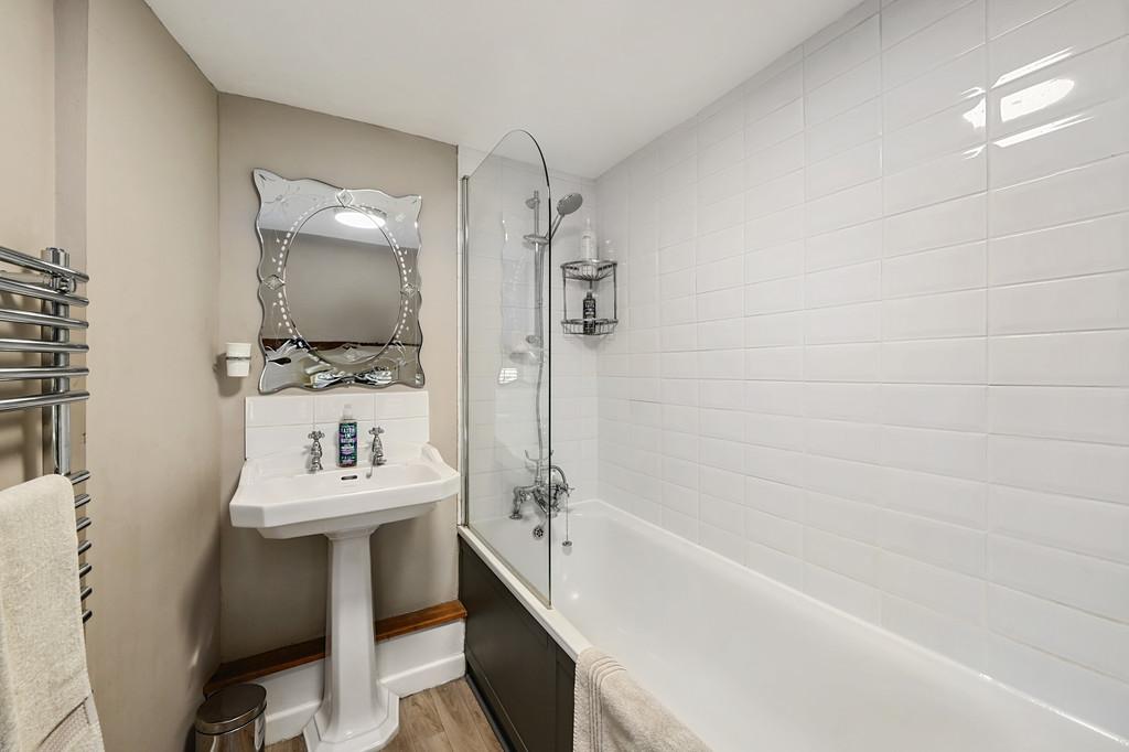 8 Landgate Square TN31 (10)