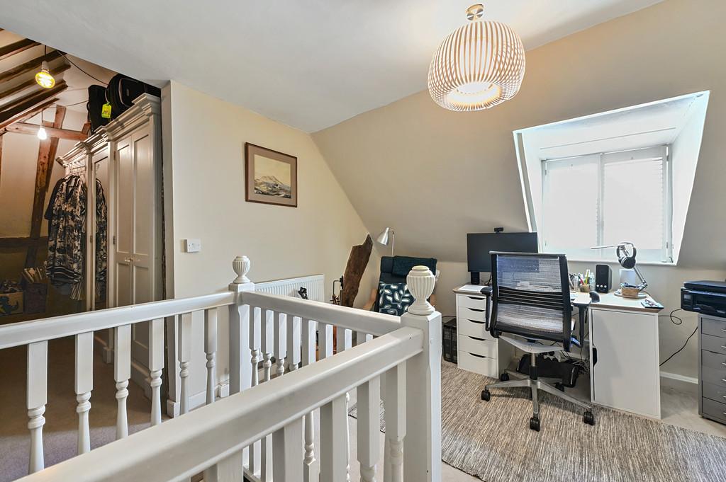 8 Landgate Square TN31 (22)