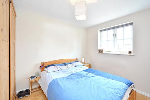 21 Alpine Grove, London, E9 7SX