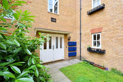 21 Alpine Grove, London, E9 7SX