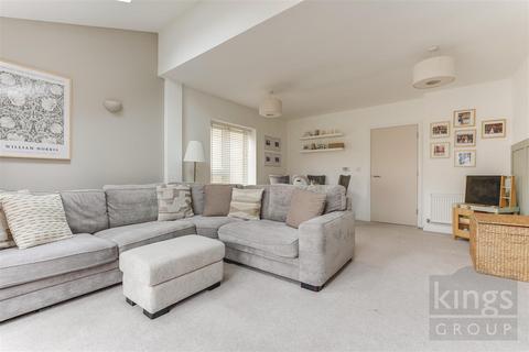32 Iceni Square, Harlow, CM18 7FL