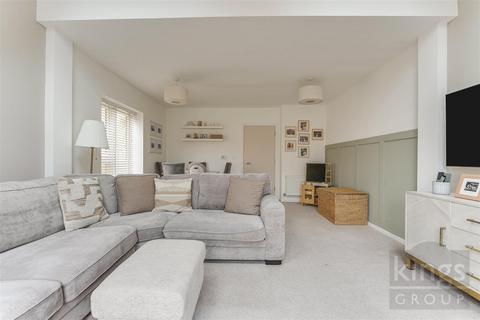 32 Iceni Square, Harlow, CM18 7FL