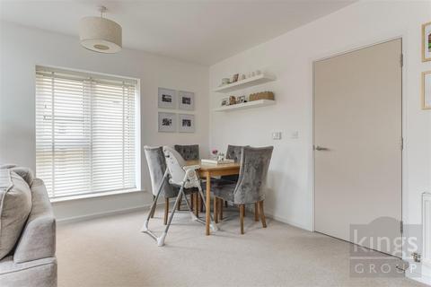 32 Iceni Square, Harlow, CM18 7FL