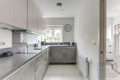 32 Iceni Square, Harlow, CM18 7FL