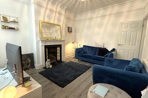 3 bedroom end of terrace house for sale, Fourth Avenue, Birmingham B29