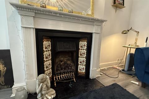 3 bedroom end of terrace house for sale, Fourth Avenue, Birmingham B29