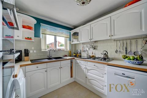 4 bedroom detached bungalow for sale, Ham View, Upton-Upon-Severn WR8