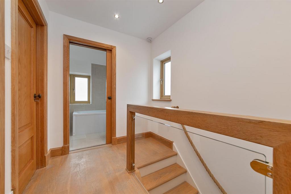 14 Henderson Place-34.jpg
