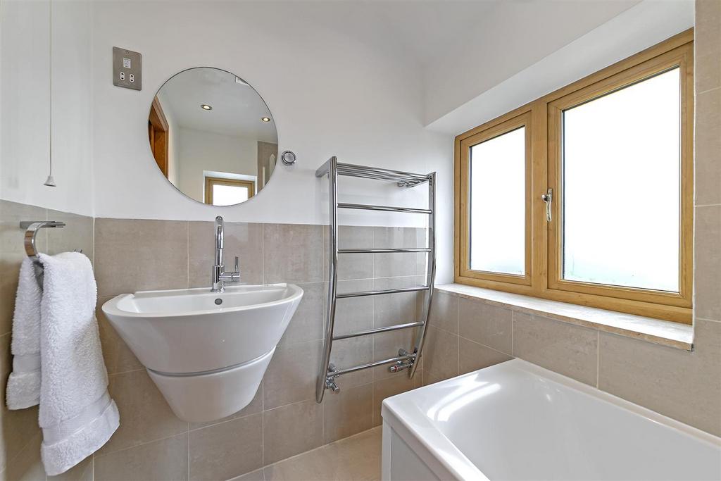 14 Henderson Place-37.jpg