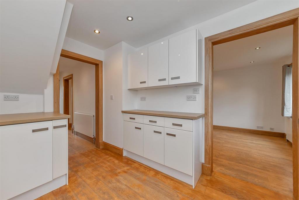 14 Henderson Place-22.jpg