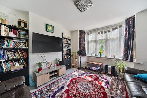 15 Marsh Avenue, Mitcham, CR4 2JN