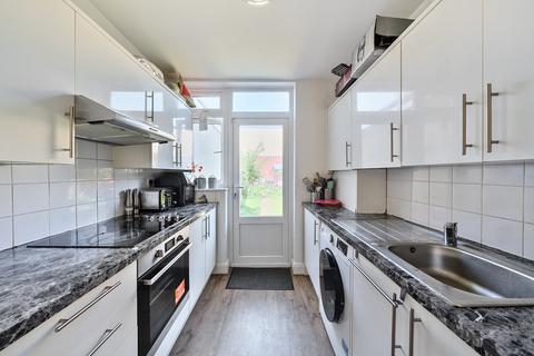 15 Marsh Avenue, Mitcham, CR4 2JN
