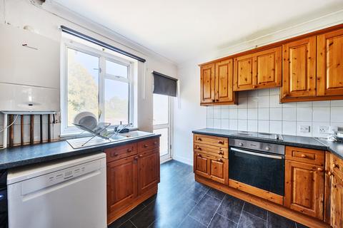 3 bedroom maisonette for sale, Baron Grove, Mitcham CR4