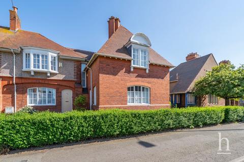 3 bedroom end of terrace house for sale, Bebington Road, Wirral CH62