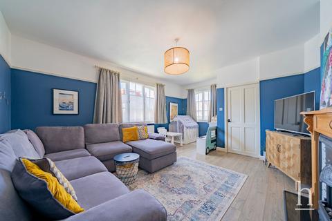 3 bedroom end of terrace house for sale, Bebington Road, Wirral CH62