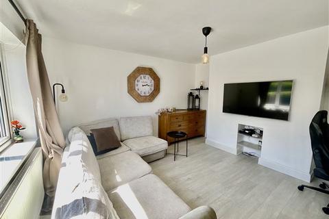23 Ballifield Road, Sheffield, S13 9HW