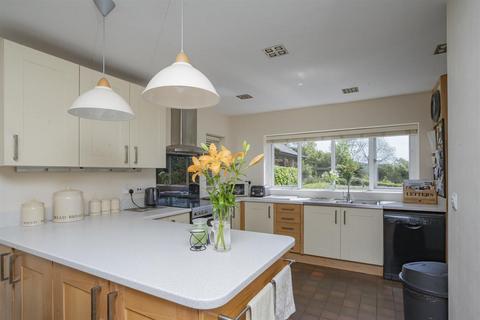 undefined, Brownings Acre, Alfrick, Worcester, Worcestershire, WR6 5HE