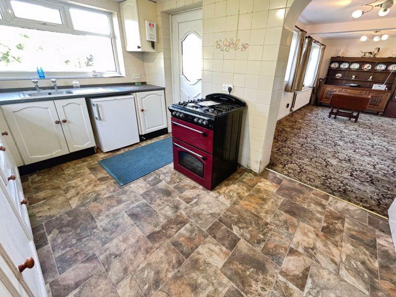 Kitchen/Dining