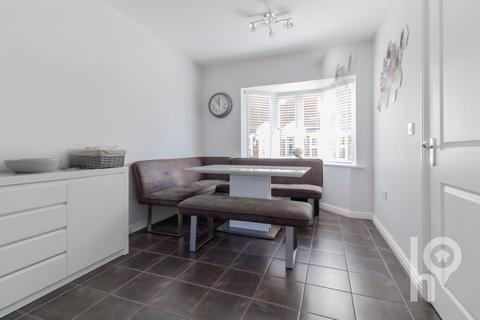 17 Avocet Walk, Iwade, Sittingbourne, ME9 8WS