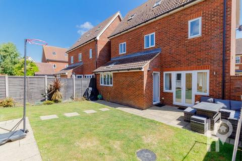 17 Avocet Walk, Iwade, Sittingbourne, ME9 8WS