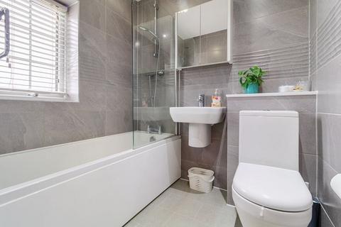 29 Beckham Close, Luton, LU2 7BX