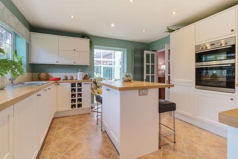 29 Beckham Close, Luton, LU2 7BX