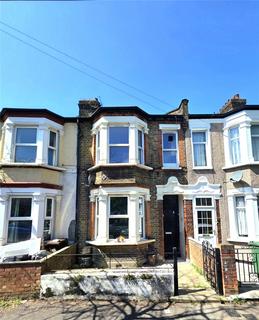 2 bedroom flat for sale, Borwick Avenue, Walthamstow E17
