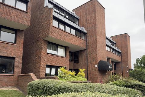 2 bedroom flat for sale, BRITTEN CLOSE CHANDOS WAY, GOLDERS GREEN, NW11